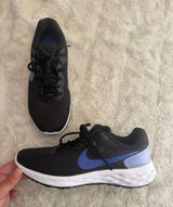 Nike Women's Revolution 6 Next Nature in Black and Lavender size 8.5 Photo 0