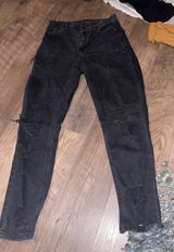 distressed mom jean Photo 0