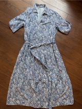 J. McLaughlin Women’s Blue Paisley Shirt Dress - Size Medium - C4-122 Photo 0