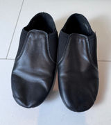 Stelle Jazz‎ Shoes Women Size 3.5 Leather Elastic Inset Black Minimalist Dance Photo 0