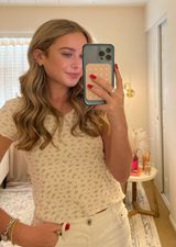 Floral Top Photo 0