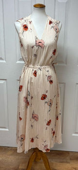 Vince‎ Tossed Poppy Pink V-Neck Pleated Midi Sleeveless Dress - Size S. Photo 0