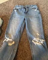 American Eagle Jeans Mom Photo 0