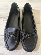 Tory Burch Black Leather Bow-Trim Driving Loafers with Gold Logo Photo 0