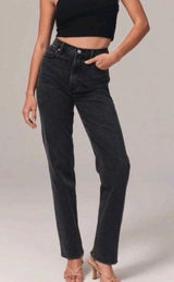 Abercrombie & Fitch Curve Love The 90s Straight Ultra High Rise Jeans in Black Photo 0