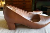 Versatile brown block heels Photo 0