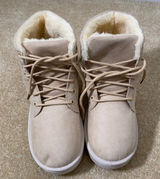 Women’s (or Men’s) Soft Faux Fur Lined Lace Up Boots Tan Size 39 EU NEW Photo 0