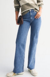 Abercrombie Jeans 90s Relaxed High-Rise Photo 0