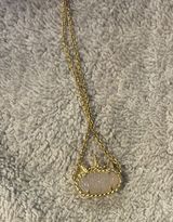 Elegant Gold Necklace with Cream Pendant Photo 0