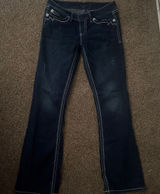 Seven7 Jeans Photo 0