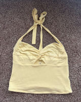 Yellow tank top Photo 0