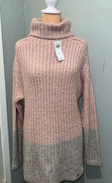 NWT Abercrombie & Fitch Two Toned Photo 0