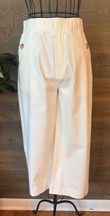 Ladies, white elastic cropped wide leg trousers Photo 0