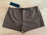 Lioness shorts Photo 0
