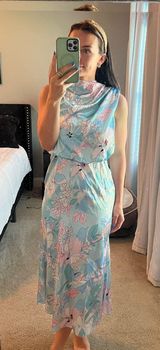 Boutique Midi Dress Photo 0