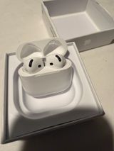 AirPod gen 4 White Photo 0
