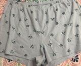 shorts Photo 0
