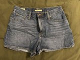Levi’s 80s Mom Shorts Photo 0