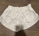 Lululemon Shorts Hotty Hot 2.5" Photo 0