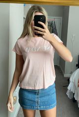 SUNDAY graphic Tee Pink Photo 0