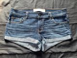 Shorts Photo 0