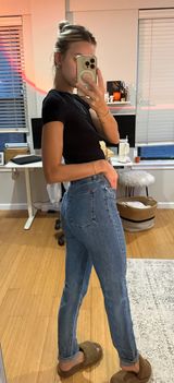 BDG Girlfriend High-Rise Jeans Photo 0