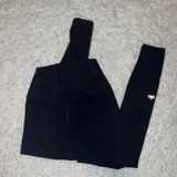 Alo Leggings Size Womens Small with Slits in legs Photo 0