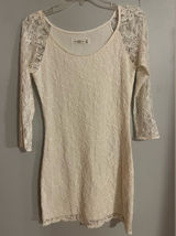 Abercrombie & Fitch Cream Lace 3/4 Sleeve Dress Photo 0