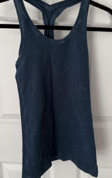 Lululemon Tank Photo 0