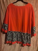 Women’s Red Leopard-Trim Long Sleeve Top Photo 0
