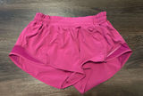 Lululemon Hotty Hot 2.5" Shorts Photo 0