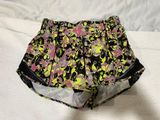 Hotty Hot Short 2.5” Photo 0