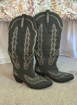 Grey/black Cowgirl Boots Photo 0