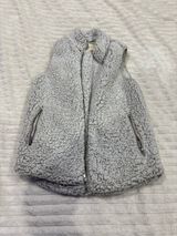 Thread and Supply Vest Sherpa Photo 0