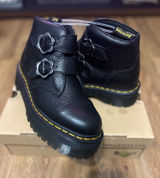 DR MARTENS Devon flower buckle black leather platform boots shoes women’s 9 nee Photo 0