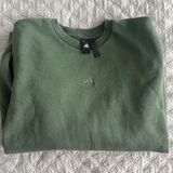 Adidas Women’s Crewneck Sweatshirt Photo 0