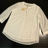 St.‎ John’s Bay White Shirt with Button Detail NWT size small Photo 0