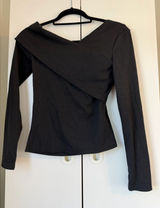 Black long sleeve top Size M Photo 0