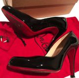 Christian Louboutin black patent leather shoes. Photo 0