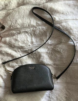 Crossbody Photo 0