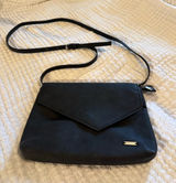 Roxy Black Envelope Crossbody Bag Photo 0