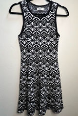 Abercrombie & Fitch‎ Black and White Geometric Mini Dress Photo 0