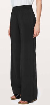 Lululemon Wanderer Wide Leg Joggers Sweatpants Photo 0
