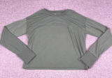 GapFit T-Shirt Womens Large Green Long Sleeve Cropped GDry Athletic Top Tagless Photo 0