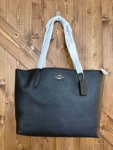 Coach Crossgrain Leather Zip Tote Black Gold Hardware Shoulder Bag NWT (9246) Photo 0