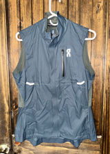 On - Running Vest Photo 0