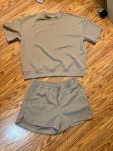 Zenana Set Short Sleeve Mock Neck Top Shorts Size L Taupe Photo 0
