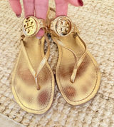 Tory Burch Gold Leather Thong Sandals Logo Medallion Brazil Women’s Size 6.5 Photo 0