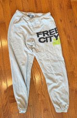 Free City Sweatpants OG Photo 0