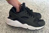 Nike Huarache shoes  Photo 0